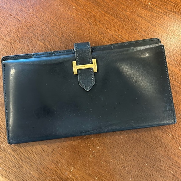 Hermes Handbags - Vintage Hermes Bearn Wallet - Black